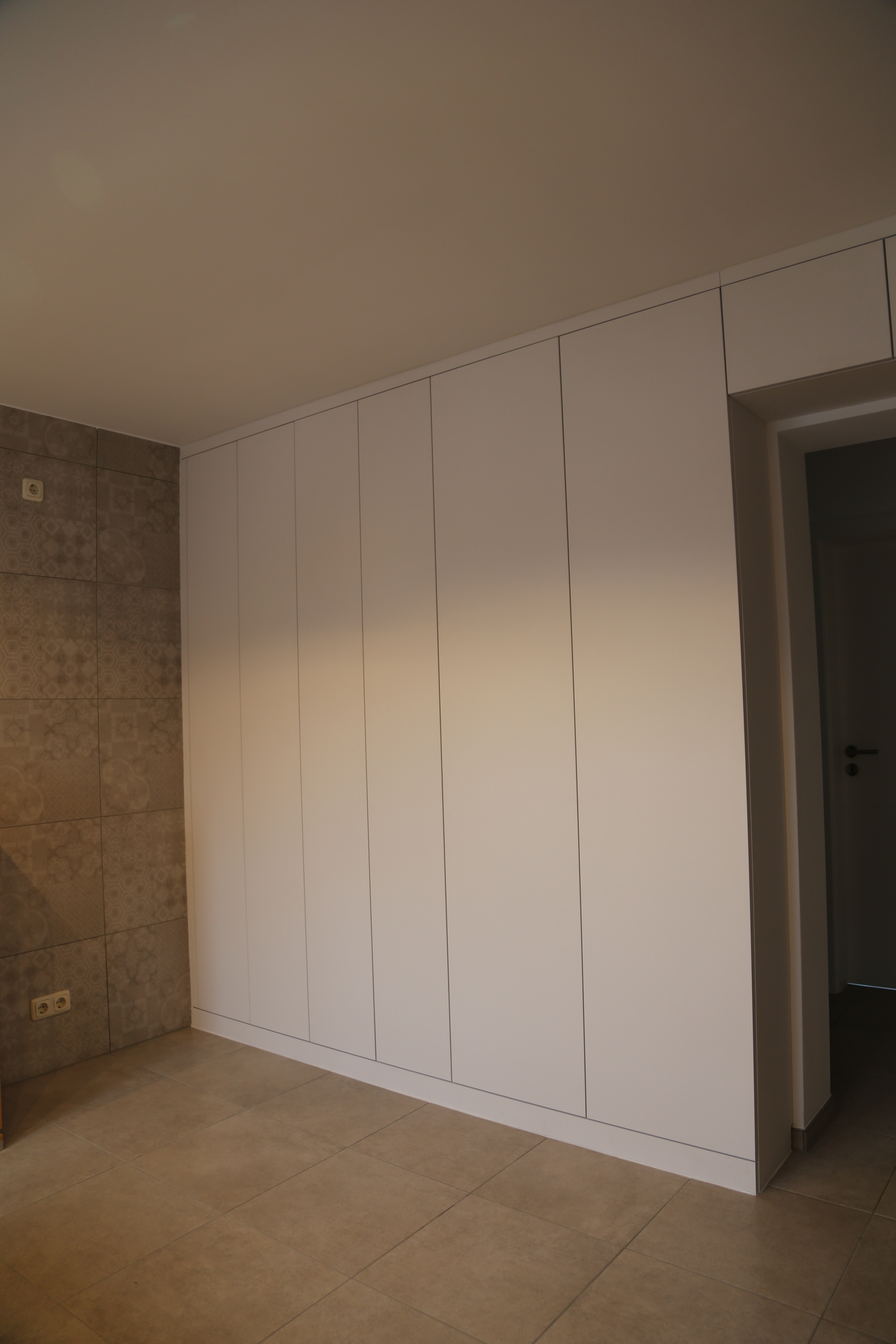 Schrankwand Raumhoch Grifflos Verkleidung Altenburg Borna Leipzig